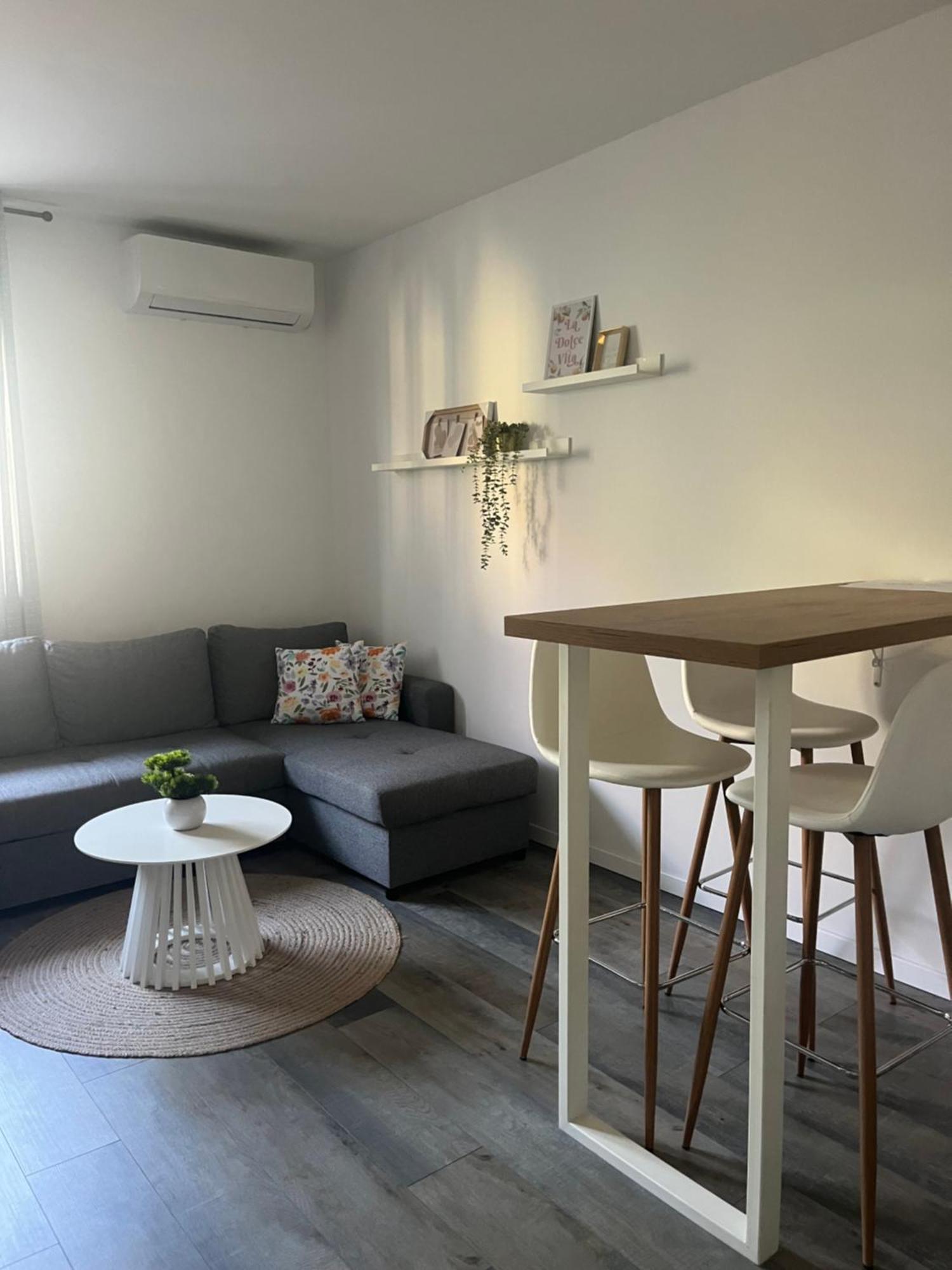 Beoair Apartments Surčin Εξωτερικό φωτογραφία